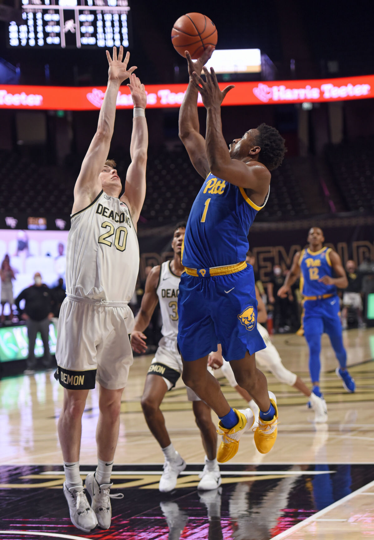 Pittsburgh Wake Forest basketball 16